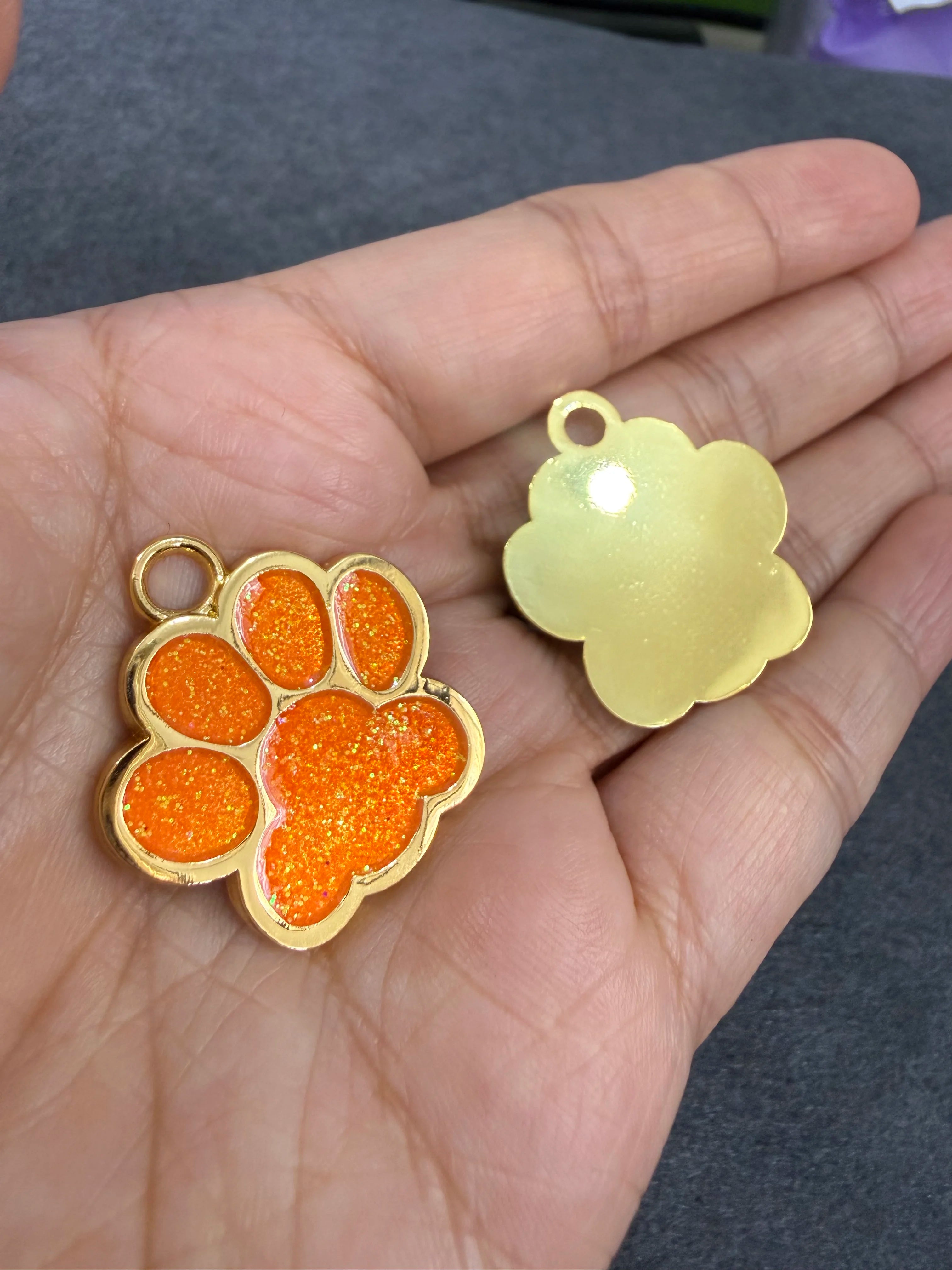 Lunaelle™ Personalized Glitter Paw Pet ID Tag – Custom Engraved Name Plate for Dogs & Cats
